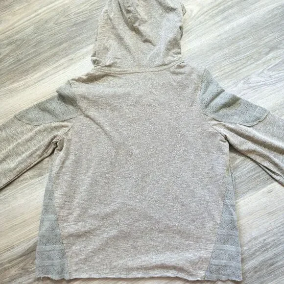 Miss Me Woman's Size M Knit Crochet Embroidered Hoodie Sweater Drawstring - Picture 8 of 9